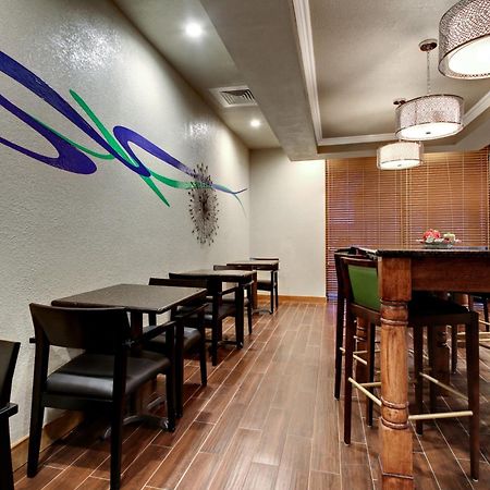 Holiday Inn Express Marshfield - Springfield Area By Ihg Eksteriør billede