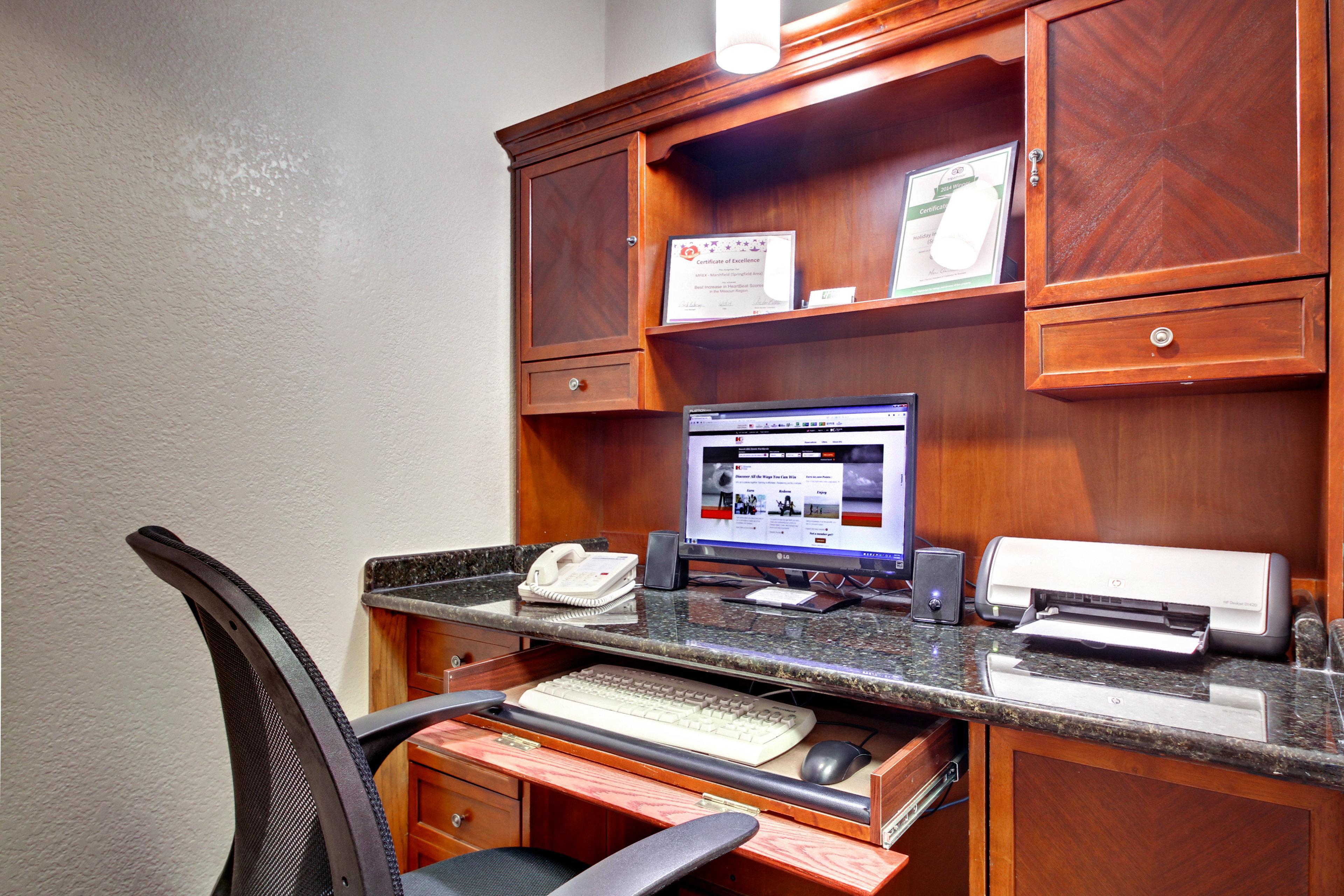Holiday Inn Express Marshfield - Springfield Area By Ihg Eksteriør billede