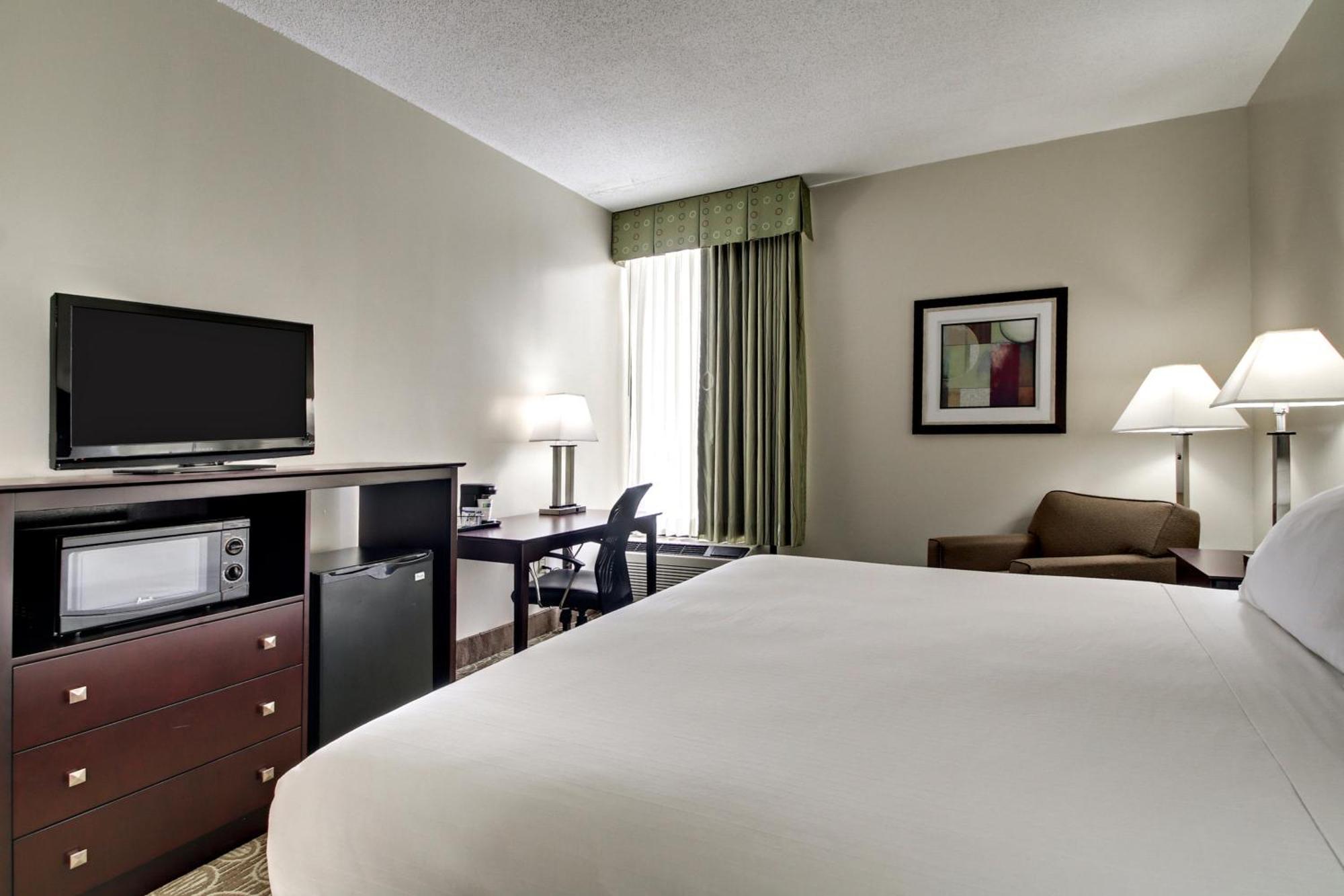 Holiday Inn Express Marshfield - Springfield Area By Ihg Eksteriør billede
